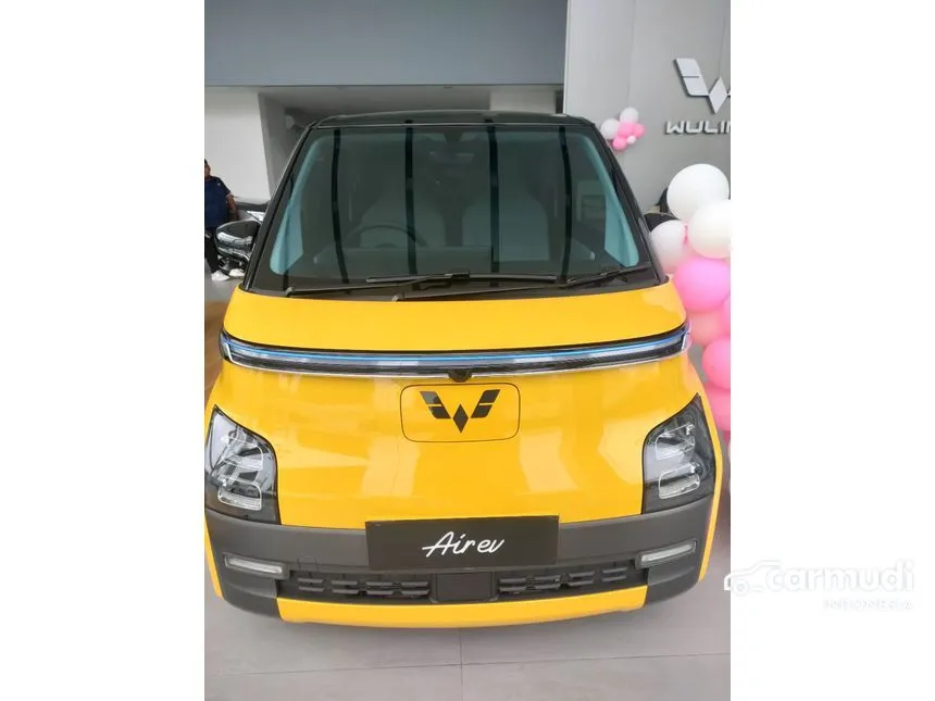 Jual Mobil Wuling Air EV 2025 Long Range di DKI Jakarta Automatic Hatchback Kuning Rp 246.000.000