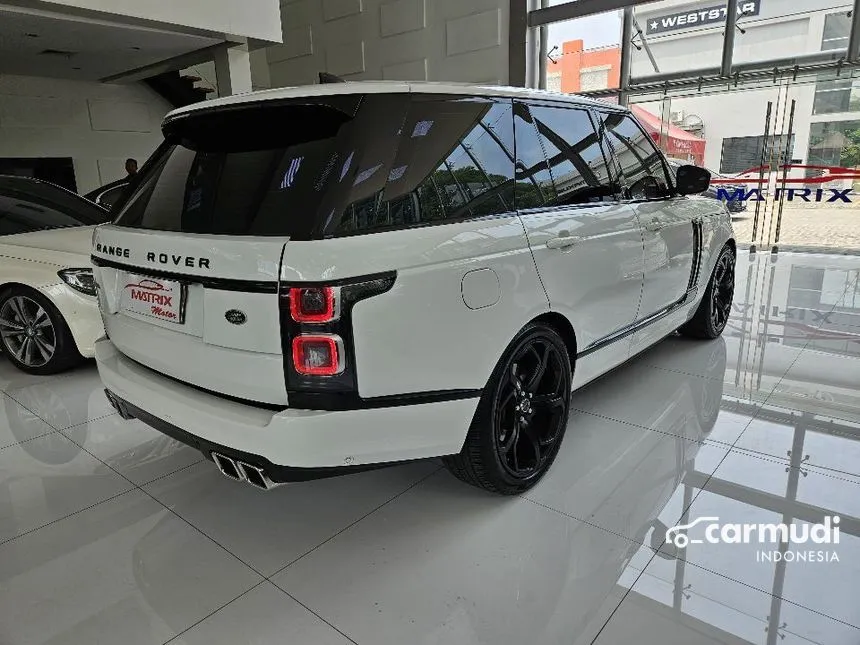 2017 Land Rover Range Rover Vogue SUV