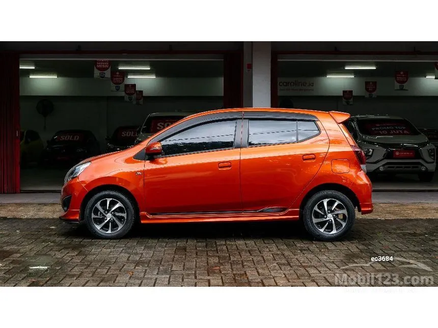 2018 Daihatsu Ayla R Hatchback