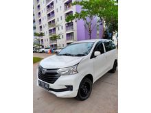 2016 Daihatsu Xenia 989 M MT MPV