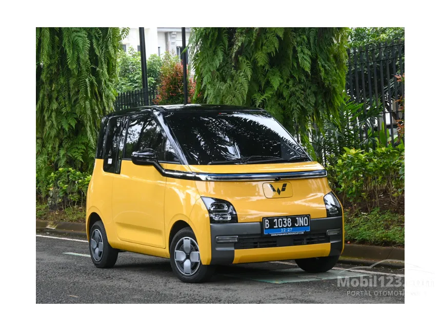 Jual Mobil Wuling EV 2022 Air ev Long Range di DKI Jakarta Automatic Hatchback Kuning Rp 262.000.000