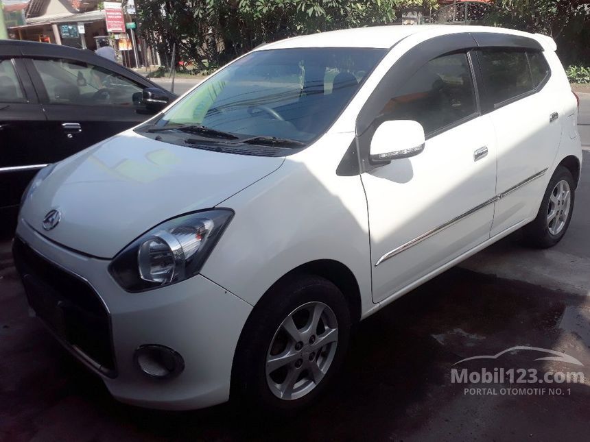 Jual Mobil Daihatsu Ayla 2013 X 1.0 di Bali Automatic 