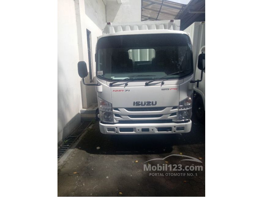 bekas dp kredit mobil ringan di Jakarta Manual 2018 4.6 Mobil Isuzu Elf DKI Trucks Jual