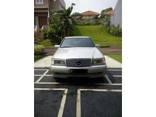 1997 Mercedes-Benz C200 Manual Sedan
