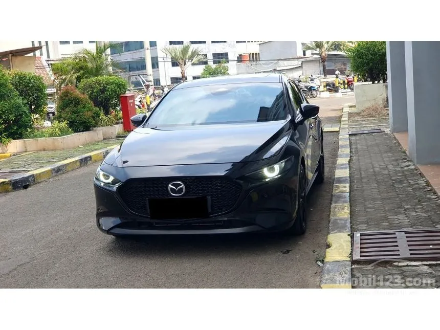 2025 Mazda 3 SKYACTIV-G Hatchback
