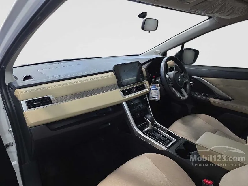 2023 Mitsubishi Xpander Ultimate MPV