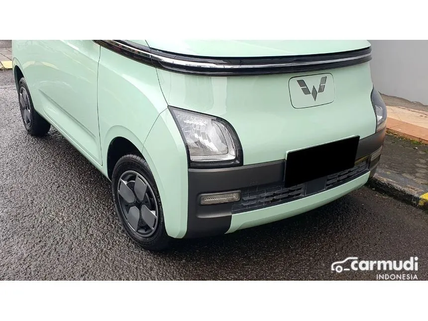 2023 Wuling Air EV Standard Range Hatchback