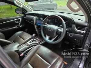 2019 Toyota Fortuner 2.4 VRZ TRD 4X2 SUV