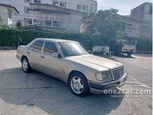 1992 Mercedes-Benz 230E 2.3 W124 (ปี 85-96) Sedan