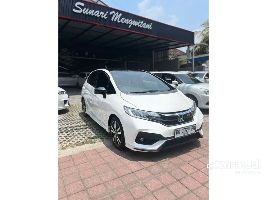 Jual Mobil Honda Jazz 2018 RS 1.5 di Bali Automatic Hatchback Putih Rp 240.000.000