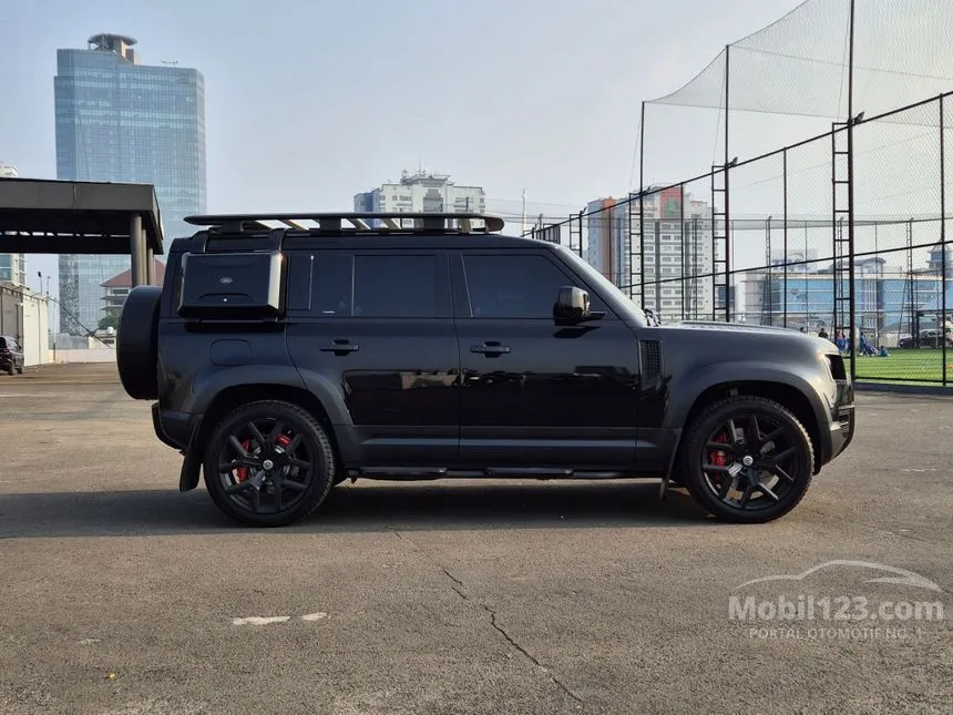 2020 Land Rover Defender 110 P300 SE SUV