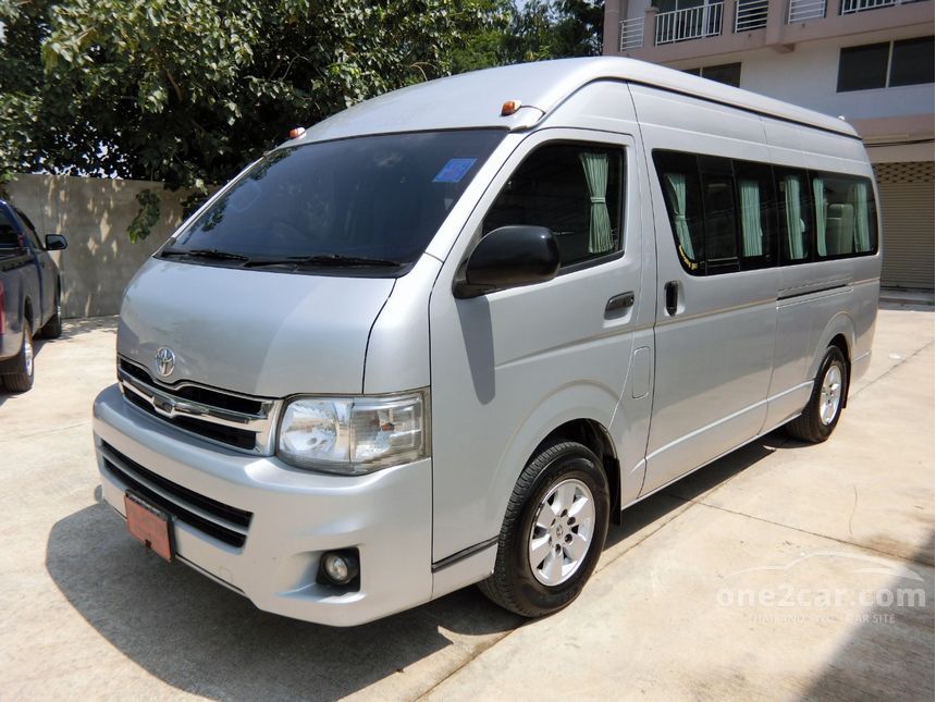 Toyota hiace 2010