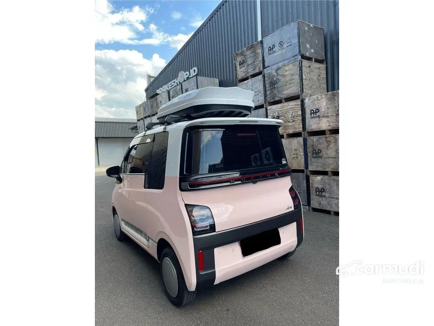 2022 Wuling Air EV Long Range Hatchback