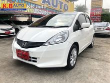 2013 Honda Jazz 1.5 (ปี 08-14) V i-VTEC Hatchback AT