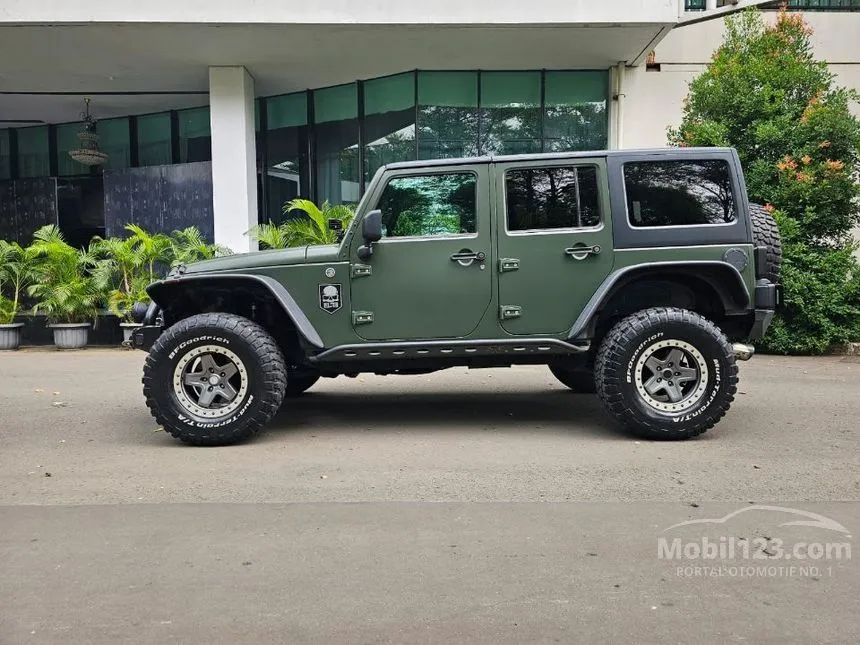 2013 Jeep Wrangler Rubicon Unlimited 4 Door SUV