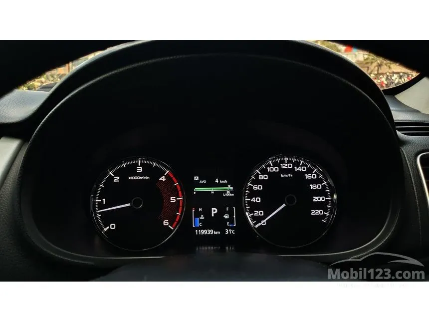 2018 Mitsubishi Pajero Sport Dakar 4X2 SUV