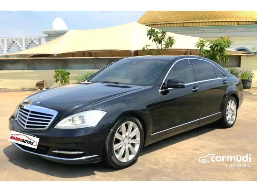 2010 Mercedes-Benz S500 L Sedan