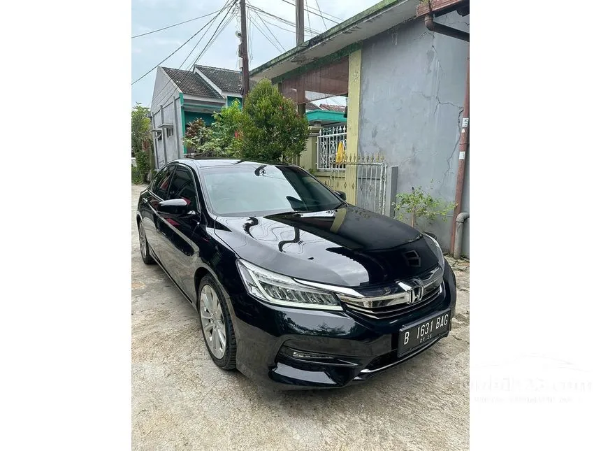2016 Honda Accord VTi-L Sedan