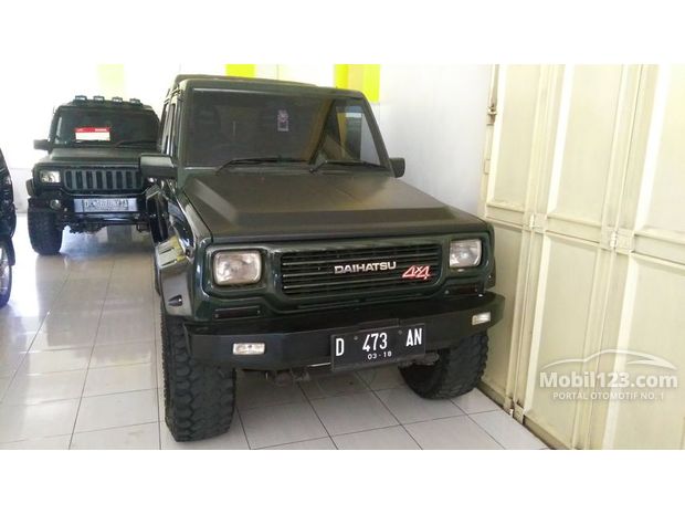 Daihatsu Rocky Mobil Bekas Baru dijual di Indonesia 