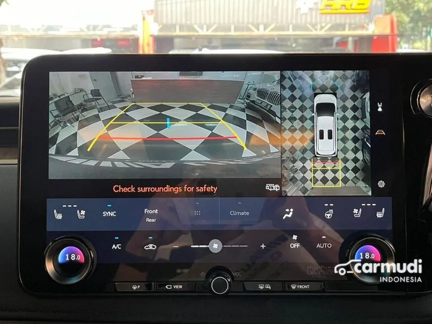2024 Lexus LM 350h 7 Seater MPV