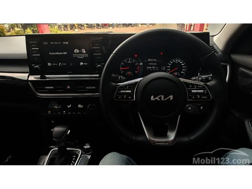 2022 KIA Seltos EX+ SUV
