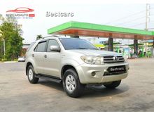 2010 Toyota Fortuner 2.7 (ปี 08-11) V SUV