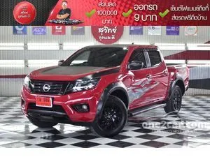 2019 Nissan NP 300 Navara 2.5 Double Cab Calibre E Black Edition Pickup