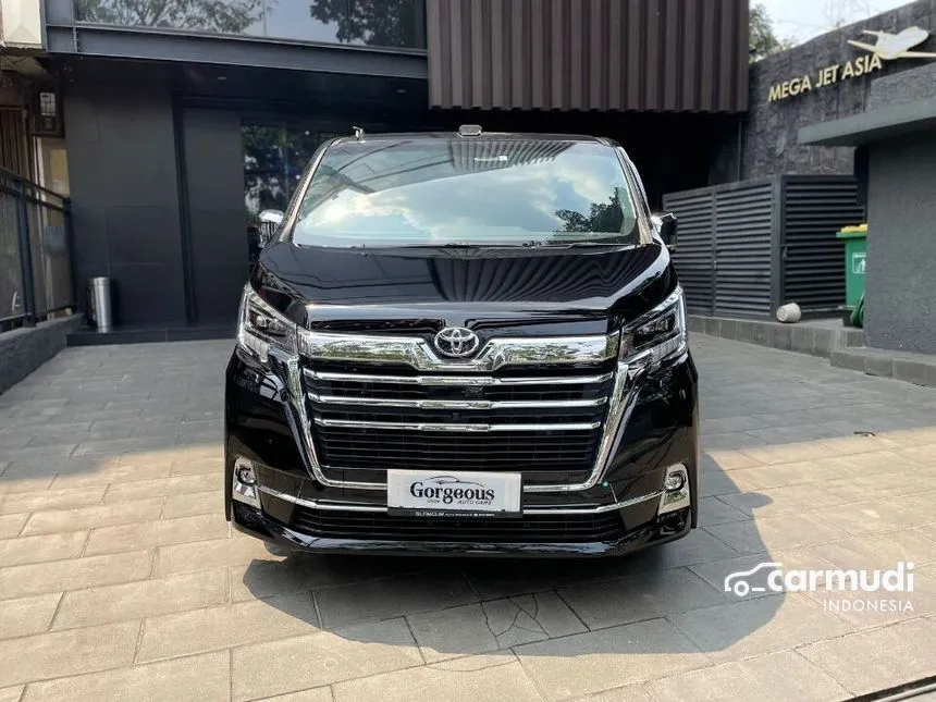 2024 Toyota GranAce Premium Van Wagon