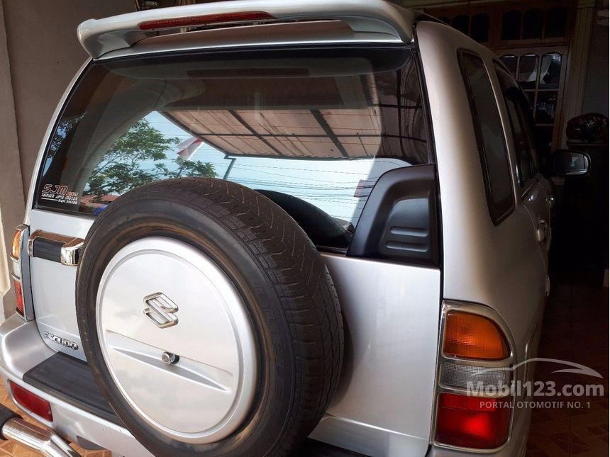 Jual Mobil Suzuki Escudo 2004 SQ 1 6 di Sulawesi Selatan Jual Mobil Suzuki Escudo 2004 SQ 1 6 di Sulawesi Selatan