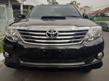 Toyota Fortuner 2.5 VNT Diesel AT 2013 Hitam