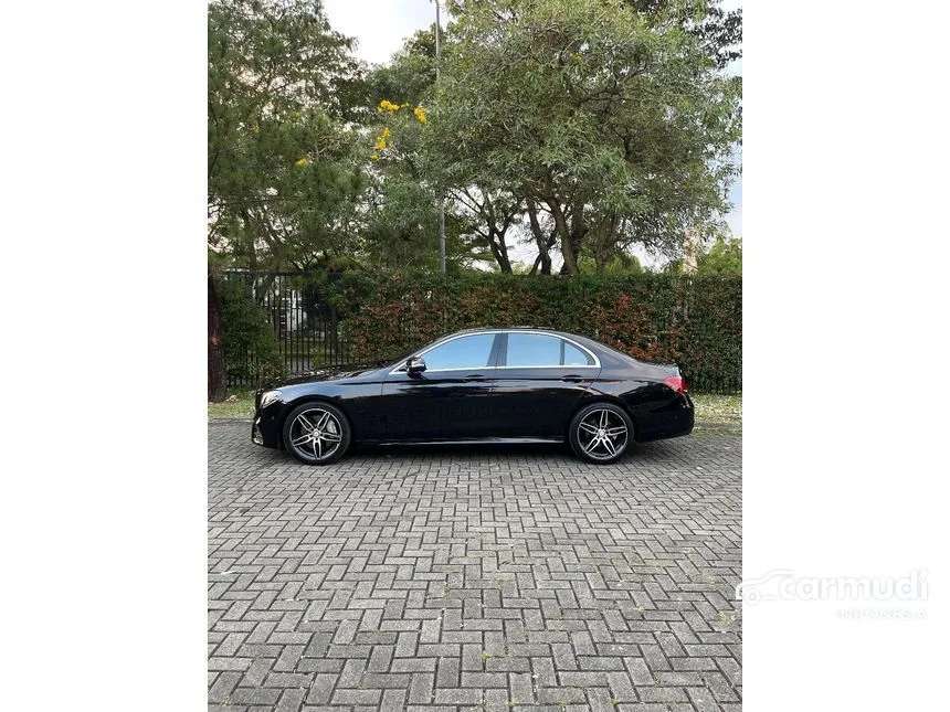 2017 Mercedes-Benz E300 AMG Line Sedan