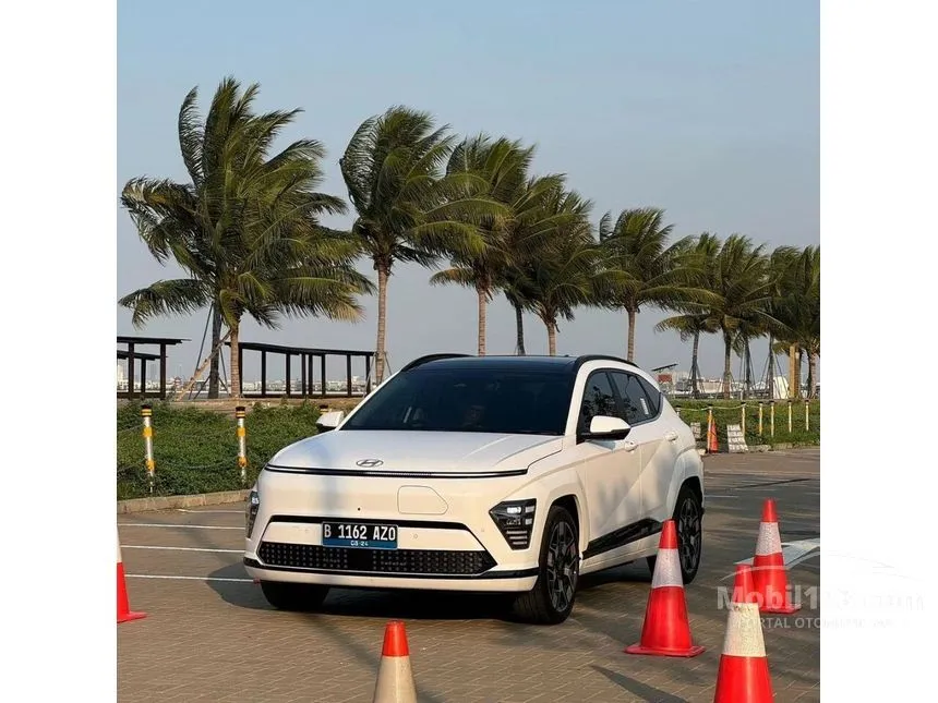 Jual Mobil Hyundai Kona 2024 Electric Long Range Signature di DKI Jakarta Automatic Wagon Putih Rp 499.000.000