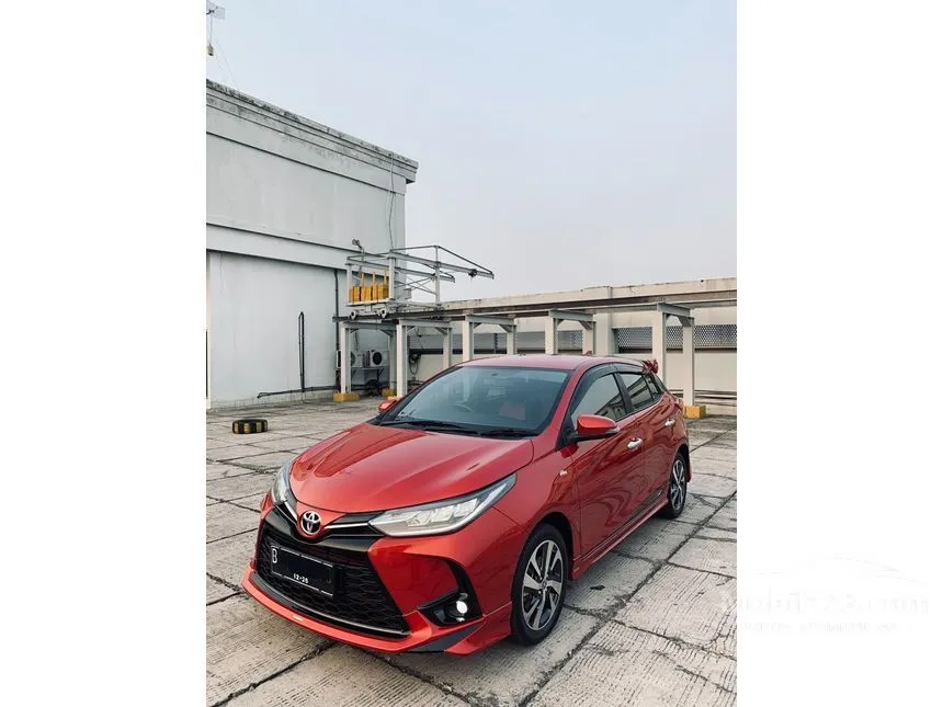 Jual Mobil Toyota Yaris 2021 S GR Sport 1.5 di DKI Jakarta Automatic Hatchback Merah Rp 240.000.000