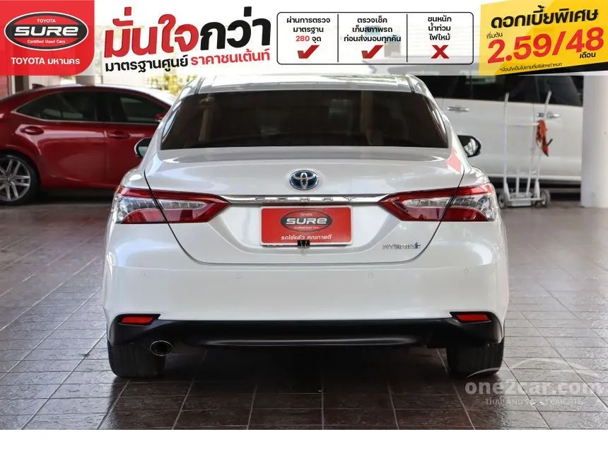 2019 Toyota CAMRY Hybrid Premium Sedan
