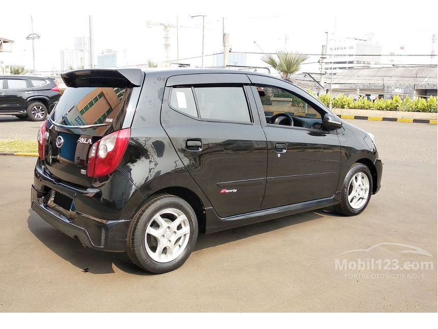 Jual Mobil Daihatsu Ayla 2015 M Sporty 1.0 di DKI Jakarta 