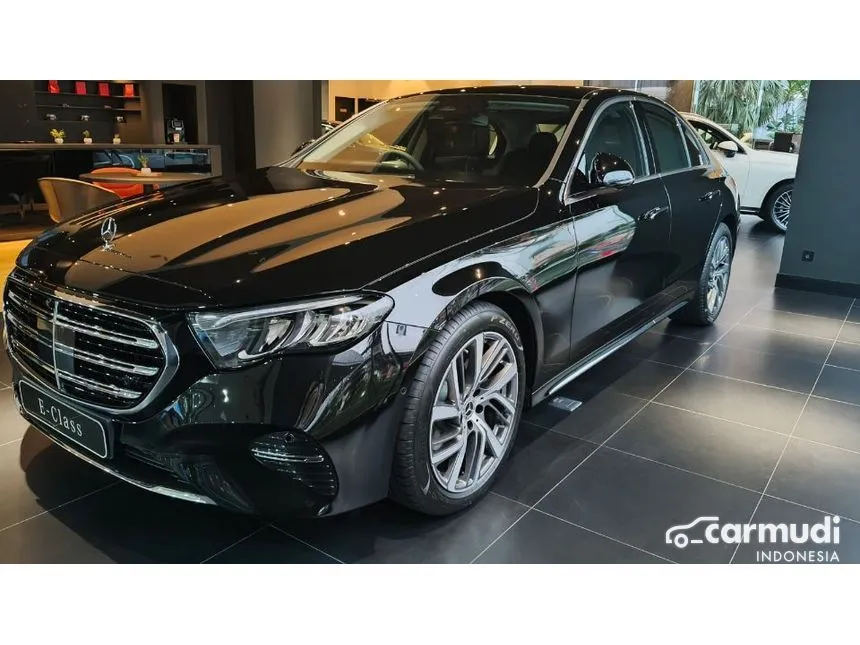 2025 Mercedes-Benz E200 Exclusive Line Sedan