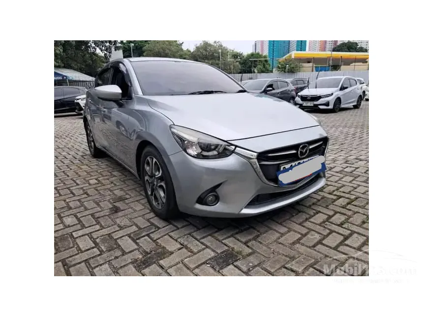 2015 Mazda 2 R Hatchback
