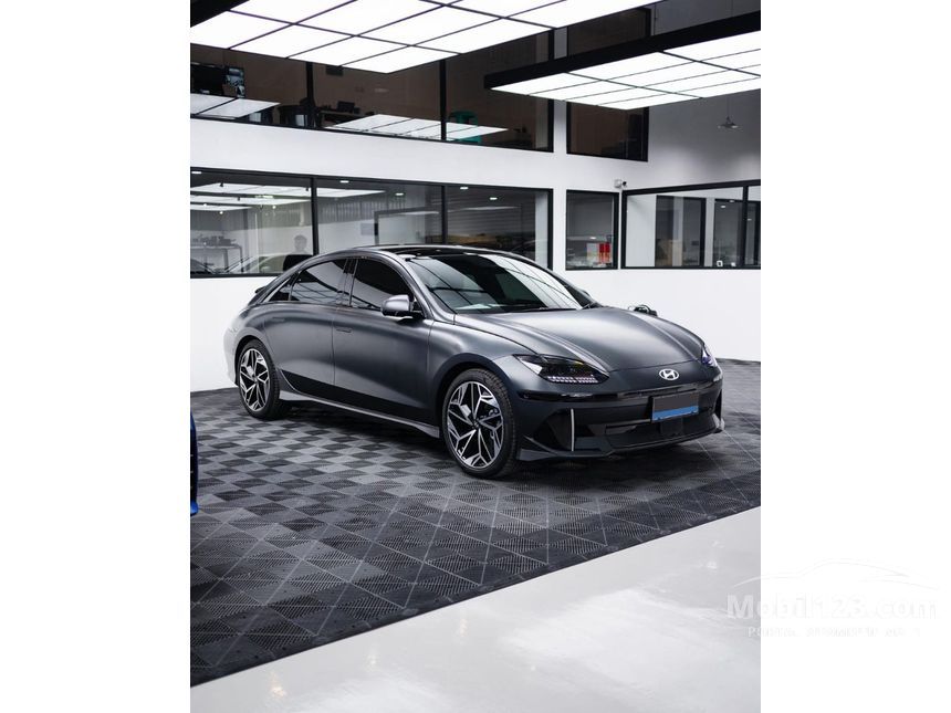 Jual Mobil Hyundai IONIQ 6 2023 di DKI Jakarta Automatic Fastback Hitam ...