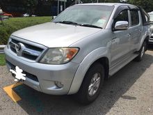 2005 Toyota Hilux 2.5 G Pickup Truck (A)