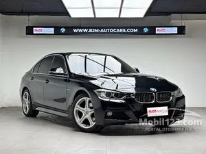 2013 BMW 320i 2.0 Luxury Sedan