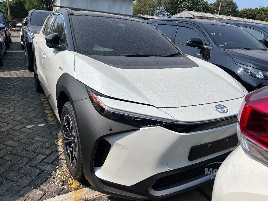 Jual Mobil Toyota BZ4X 2023 di DKI Jakarta Automatic Wagon Putih Rp 1 ...
