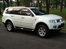 2012 Mitsubishi Pajero Sport 2.5 Dakar SUV