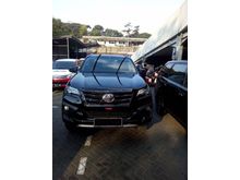 2017 Toyota Fortuner 2.4 VRZ TRD HITAM BANDUNG CIMAHI SUBANG CIANJUR GARUT TASIK