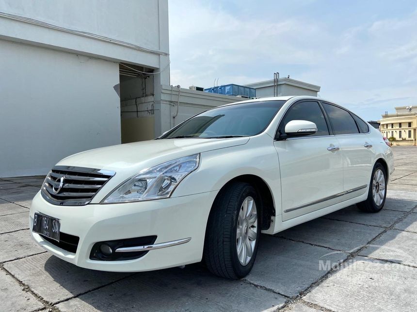 Nissan teana 2011 года