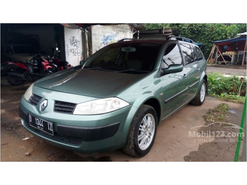  Jual  Mobil Renault  Megane  2004 II 2 0 di DKI Jakarta 