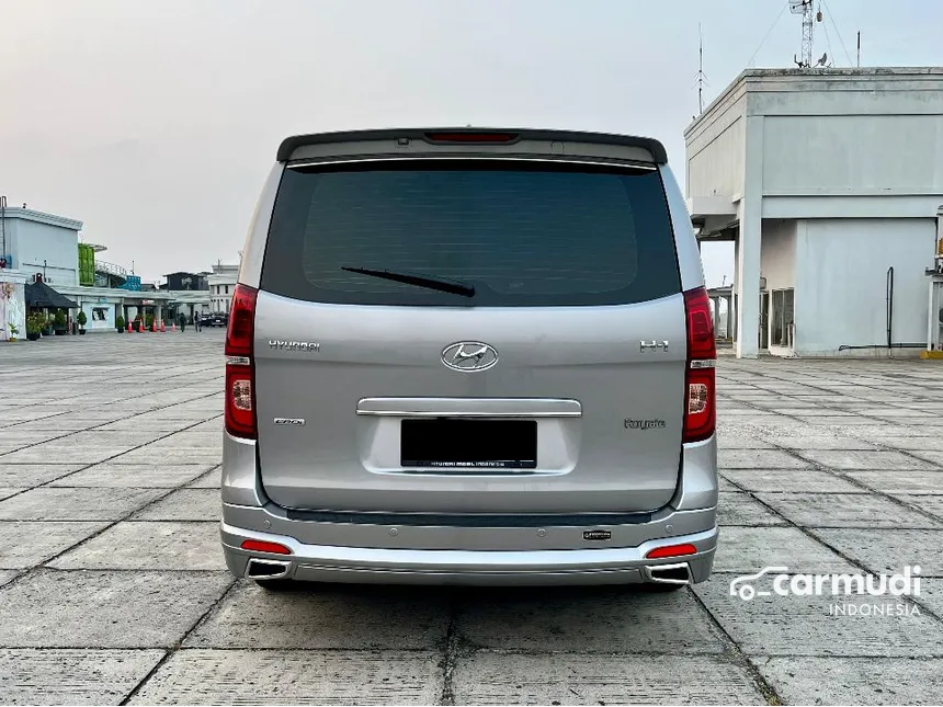 2019 Hyundai H-1 Royale MPV