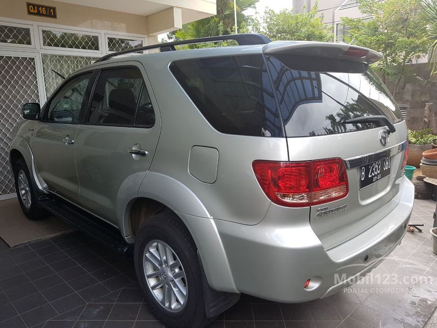 Jual Mobil Toyota Fortuner 2007 G Luxury 2 7 di DKI 