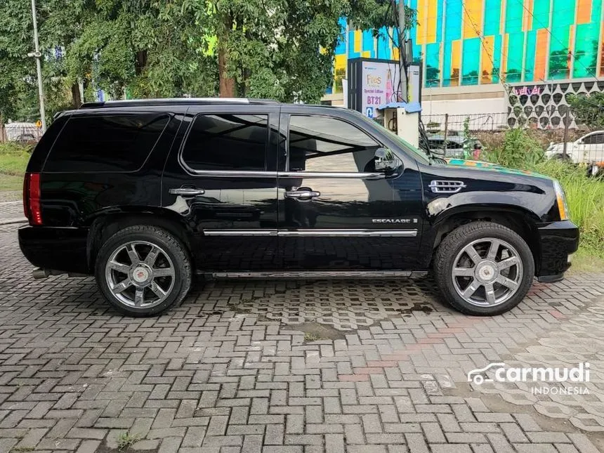 2011 Cadillac Escalade Platinum SUV