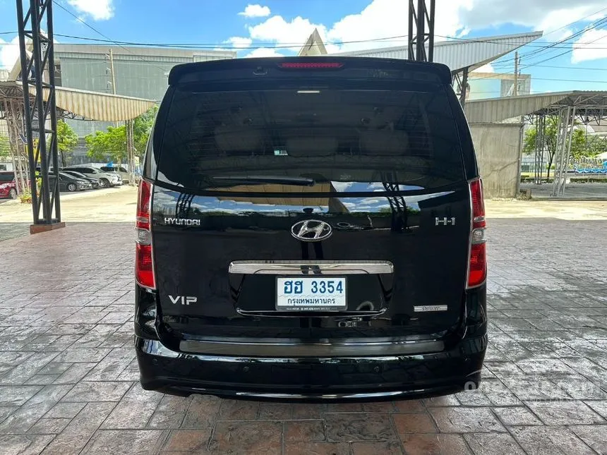 2014 Hyundai H-1 Deluxe Van