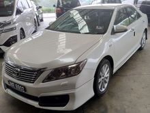 Toyota Camry 2.5 V Sedan